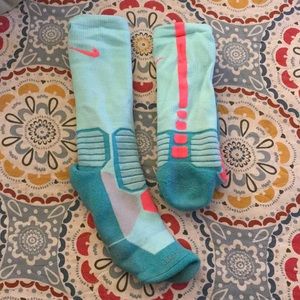 ⭐️Nike Elite socks⭐️